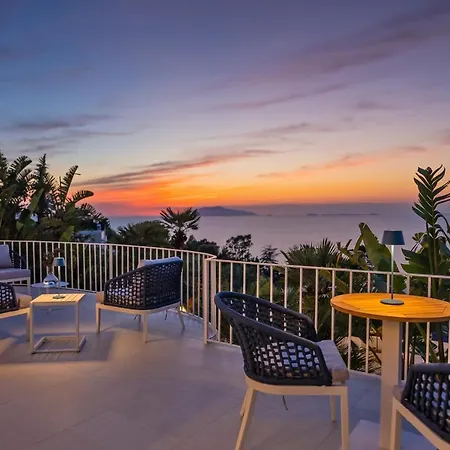 Guest house Capri Blue Luxury Villa Le Tre Monelle *