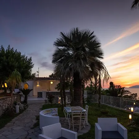 Guest house Capri Blue Luxury Villa Le Tre Monelle