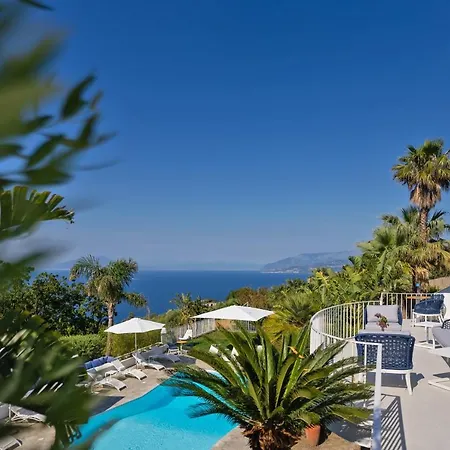 Capri Blue Luxury Villa Le Tre Monelle Guest house Anacapri (Isola di Capri)