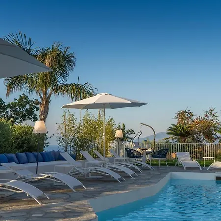 Maison d'hôtes Capri Blue Luxury Villa Le tre Monelle *